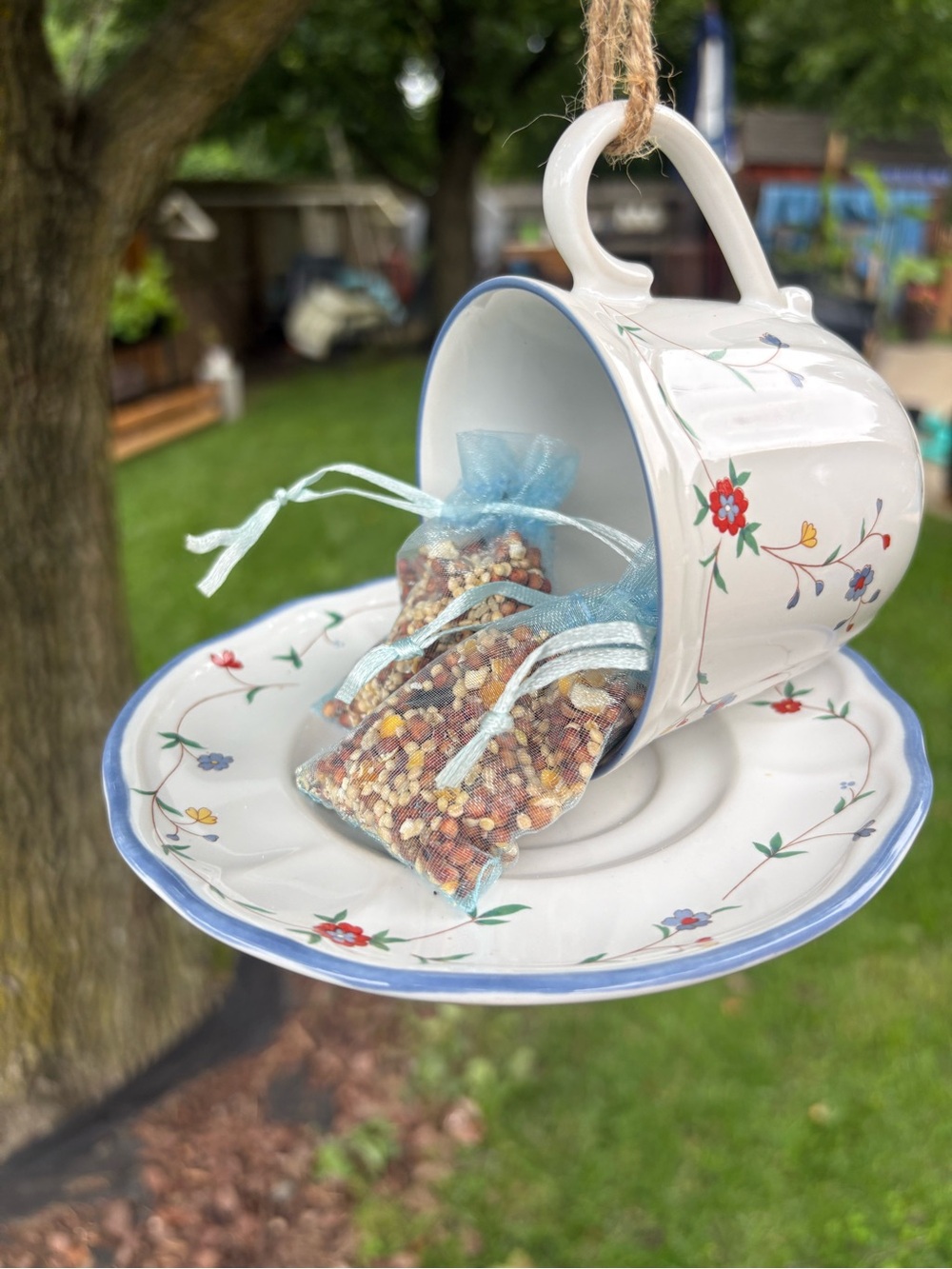 Hanging Floral Teacup Bird Feeder - White with Blue Trim
